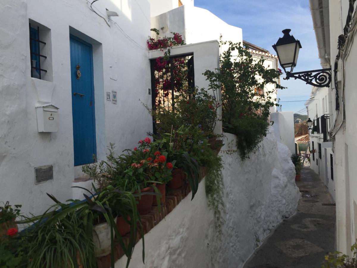 El Corralon Guest House Frigiliana Bagian luar foto